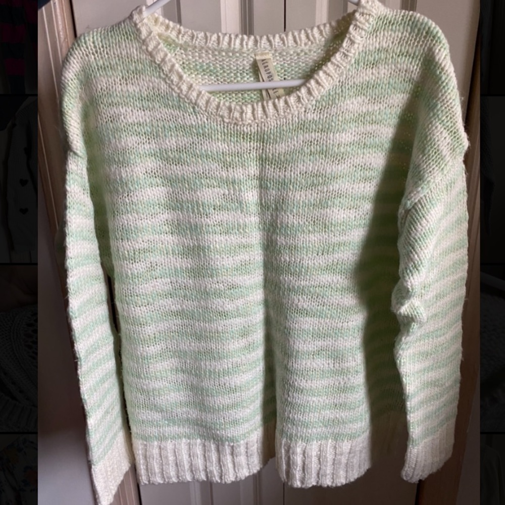 Light green and cream sweater- aeropostale